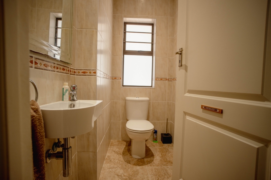 3 Bedroom Property for Sale in Wilderness Heights Western Cape